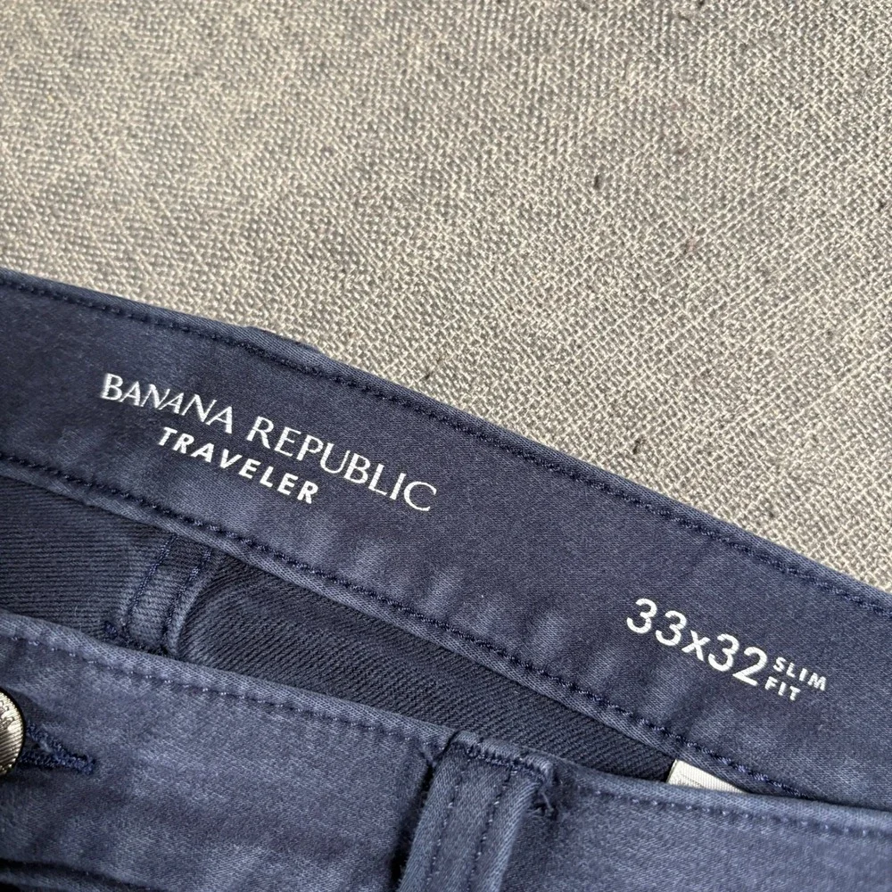 Banana Republic Traveler Pants Men 33x32 (Fits 33x29) Navy Blue Slim Fit Stretch
